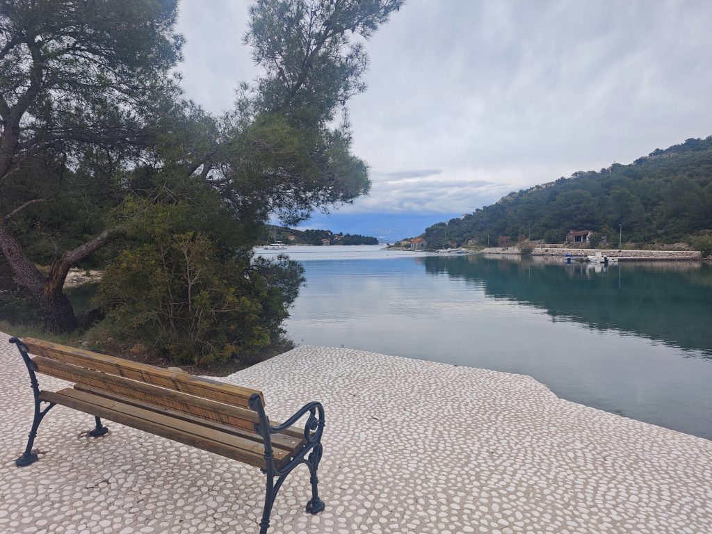 Chillen in der Bucht Mala Maslinica, ca 200m entfernt von der Villa Lucia
